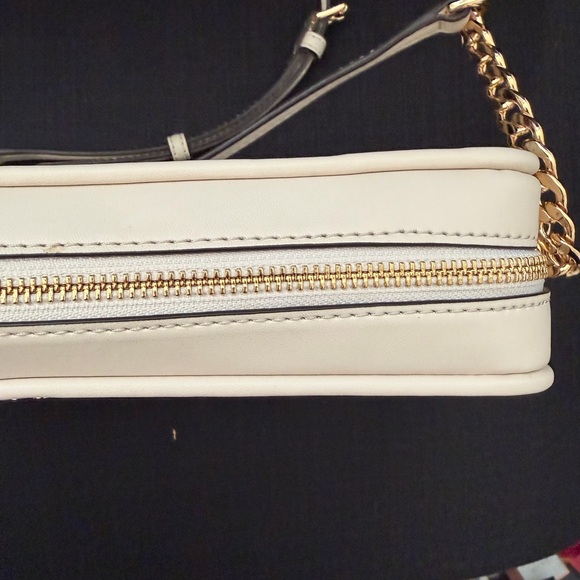 Michael Kors Natural Cream Jet Set Crossbody Bag - Picture 8 of 15